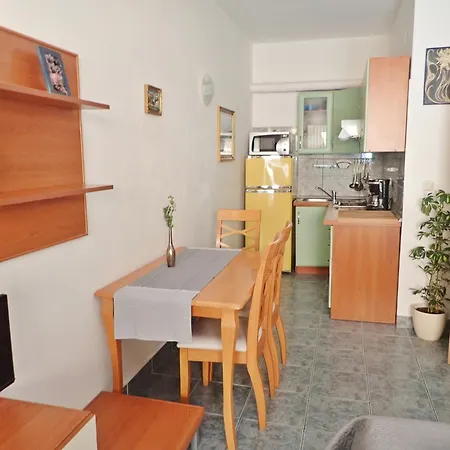 Apartman Blue Ivy Near The Jasenice (Zadar)